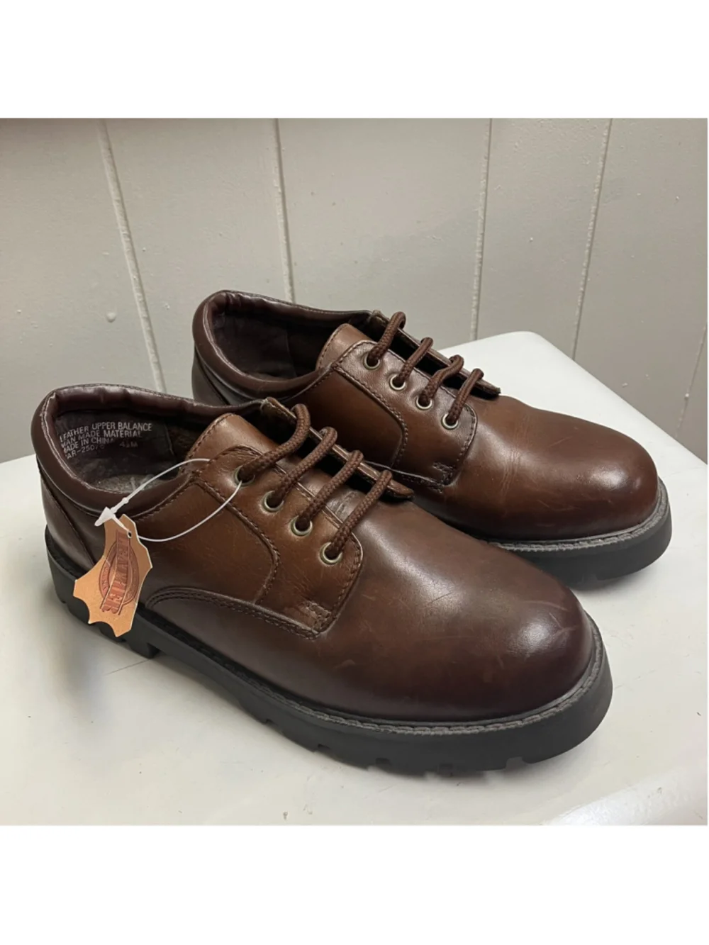 NEW Ground Zero Boys Brown Leather Tie Shoes Size 4 1/2 School Rugged Casual